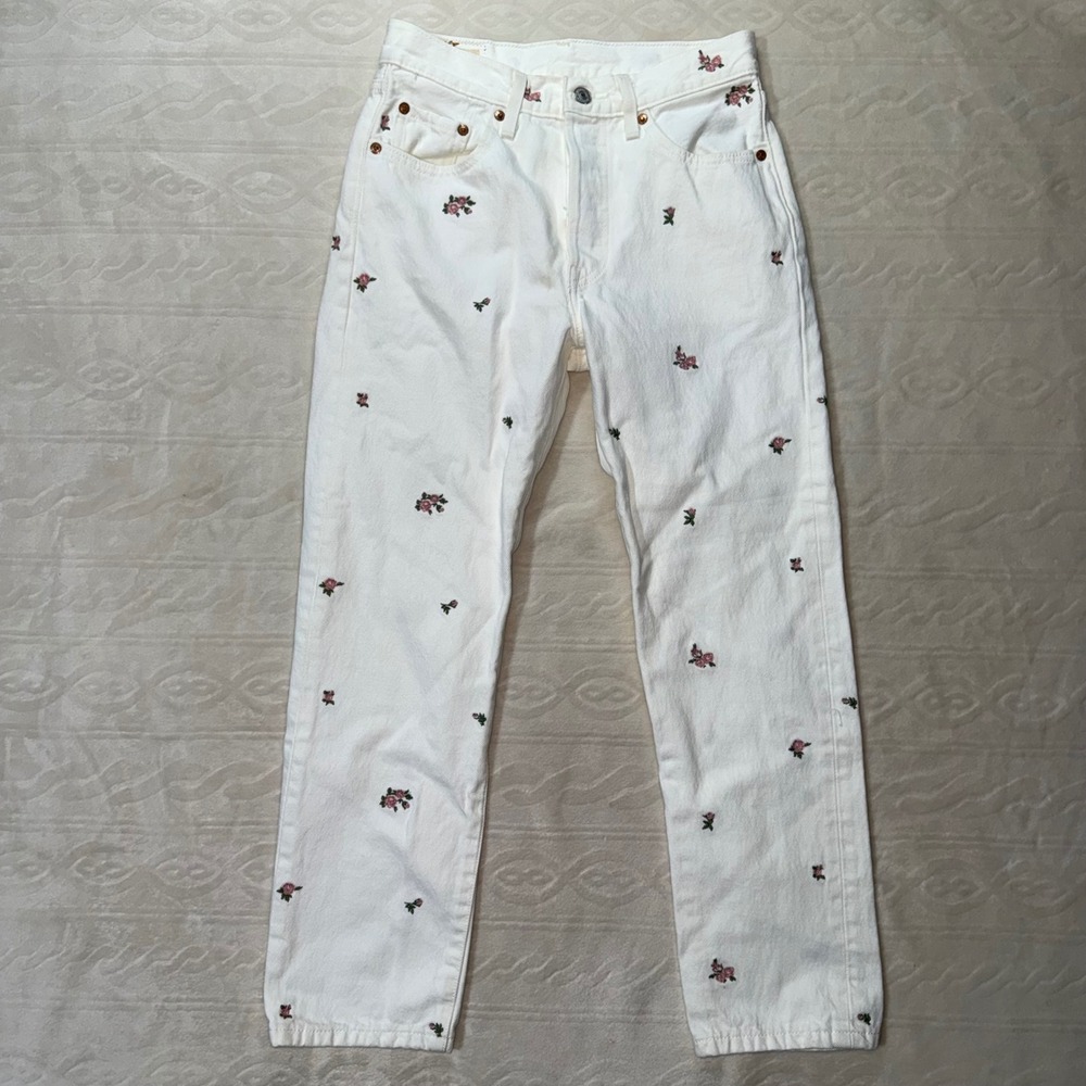 Levi's 501 straight leg jeans with floral embroidered design